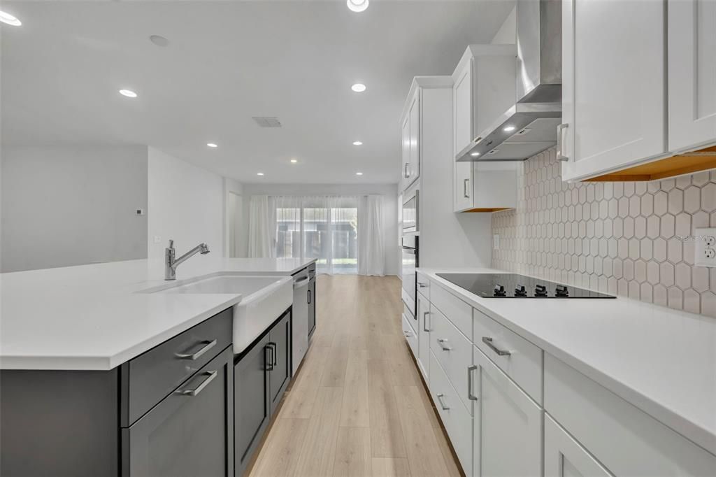 For Sale: $609,999 (4 beds, 3 baths, 2220 Square Feet)
