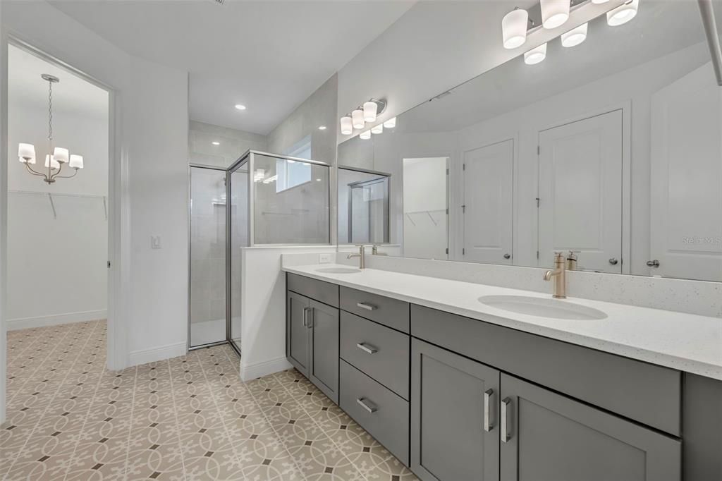 For Sale: $609,999 (4 beds, 3 baths, 2220 Square Feet)