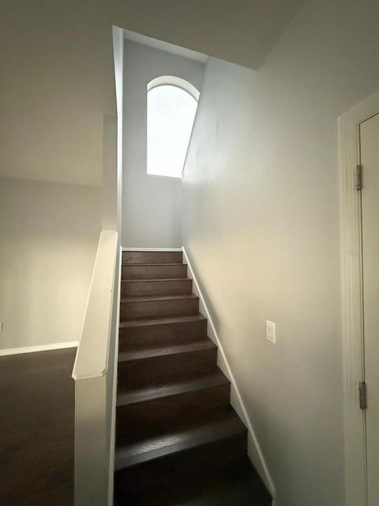 En Venta: $478,000 (4 camas, 2 baños, 2164 Pies cuadrados)