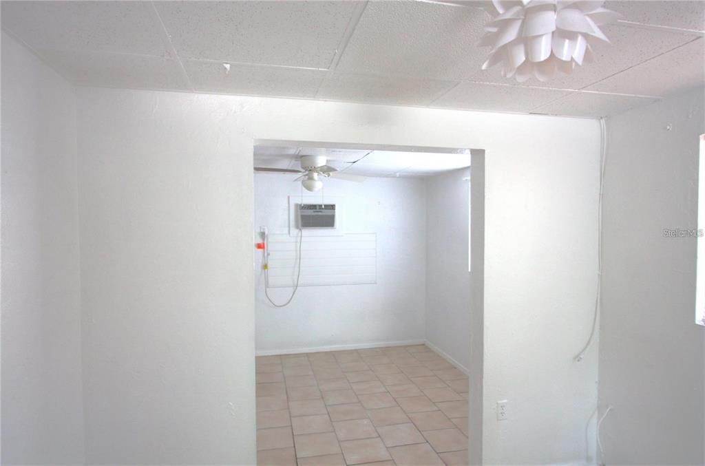 В аренду: $1,095 (1 спален, 1 ванн, 400 Квадратных фут)