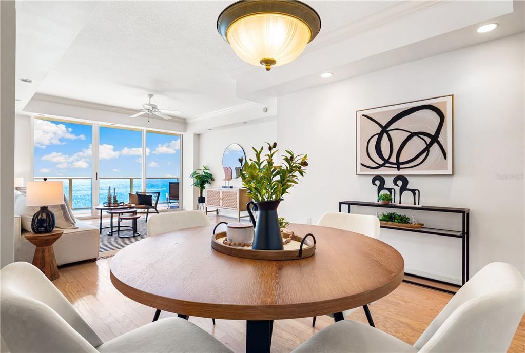 For Sale: $1,500,000 (2 beds, 2 baths, 1350 Square Feet)