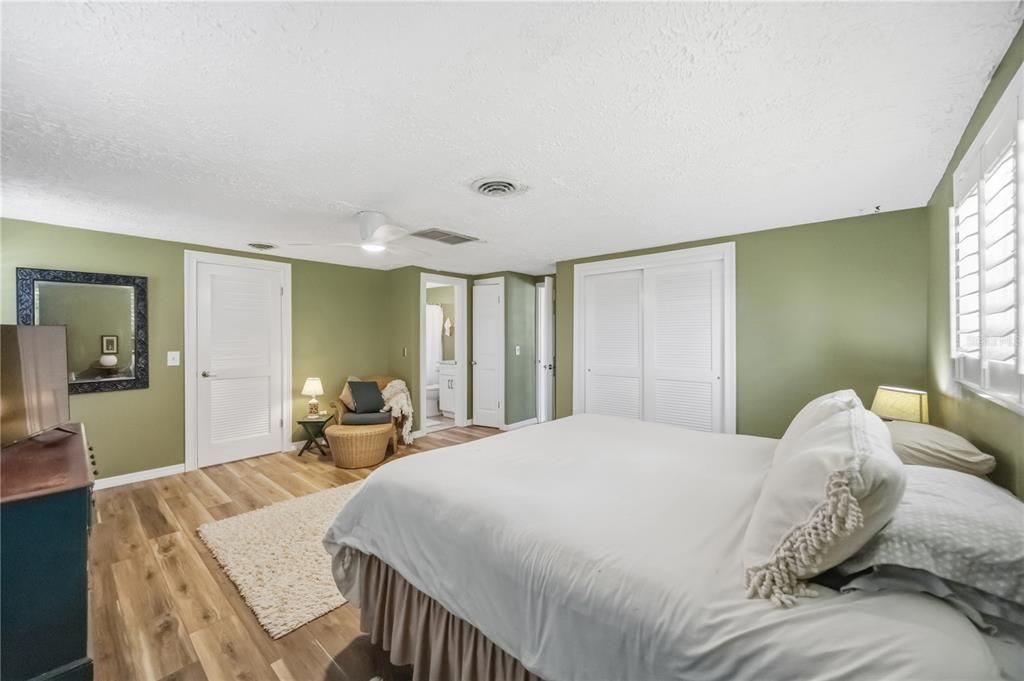 En Venta: $389,900 (3 camas, 2 baños, 1524 Pies cuadrados)