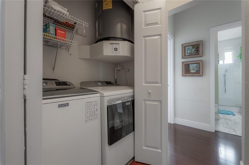 Activo con contrato: $275,000 (2 camas, 1 baños, 990 Pies cuadrados)