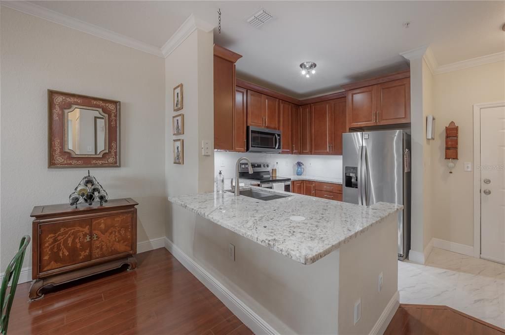Activo con contrato: $275,000 (2 camas, 1 baños, 990 Pies cuadrados)