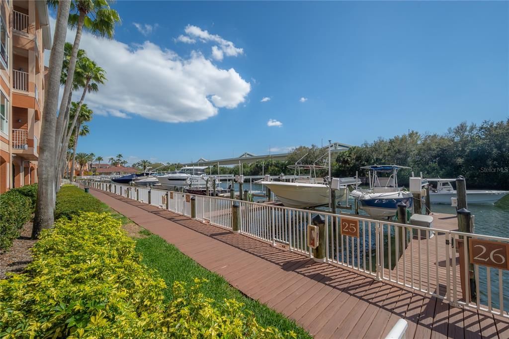 Activo con contrato: $275,000 (2 camas, 1 baños, 990 Pies cuadrados)