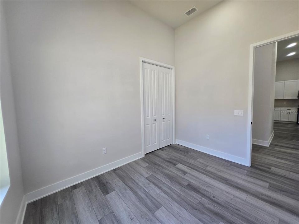 For Rent: $2,600 (3 beds, 2 baths, 2204 Square Feet)