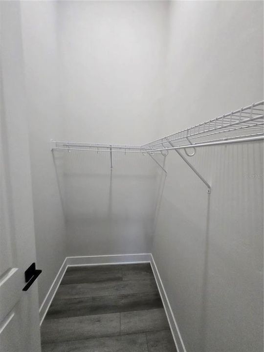 For Rent: $2,600 (3 beds, 2 baths, 2204 Square Feet)