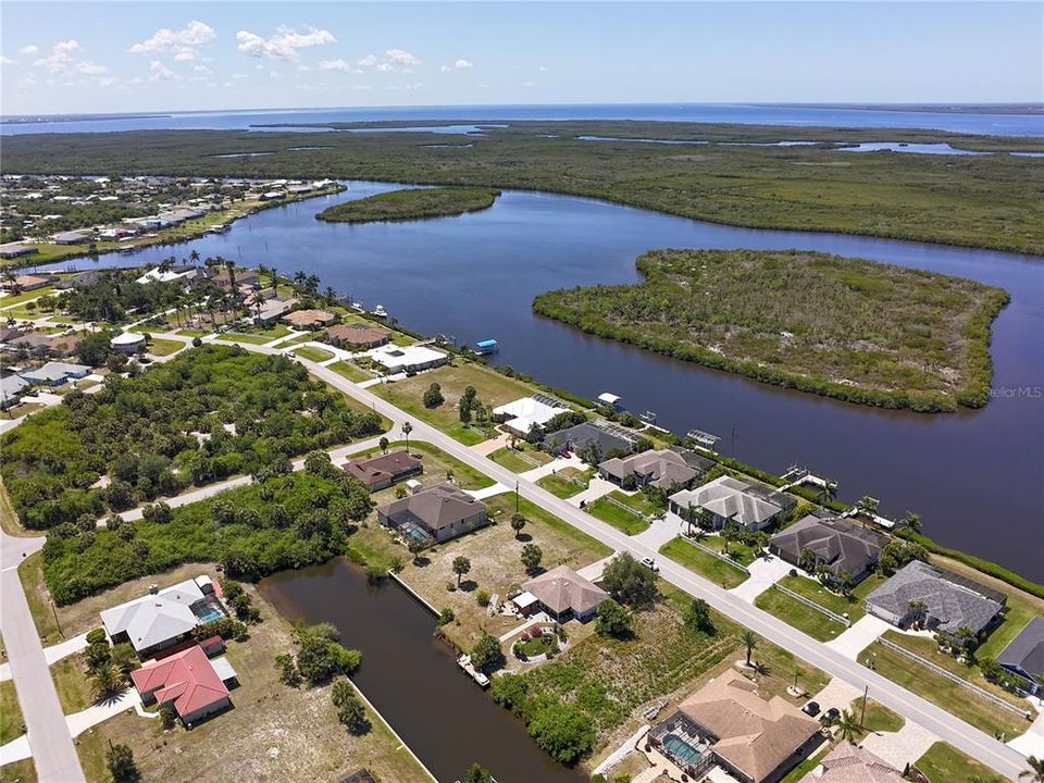 待售: $138,000 (0.23 acres)
