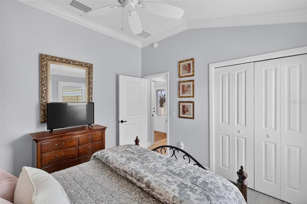For Sale: $1,025,000 (4 beds, 3 baths, 2270 Square Feet)
