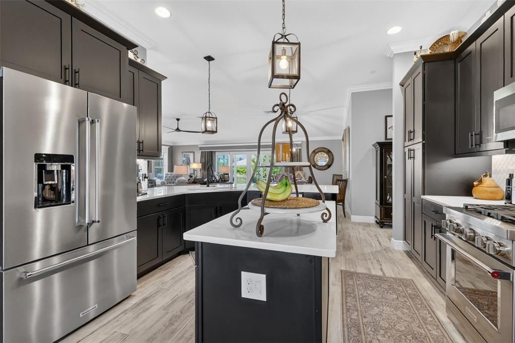 For Sale: $1,025,000 (4 beds, 3 baths, 2270 Square Feet)