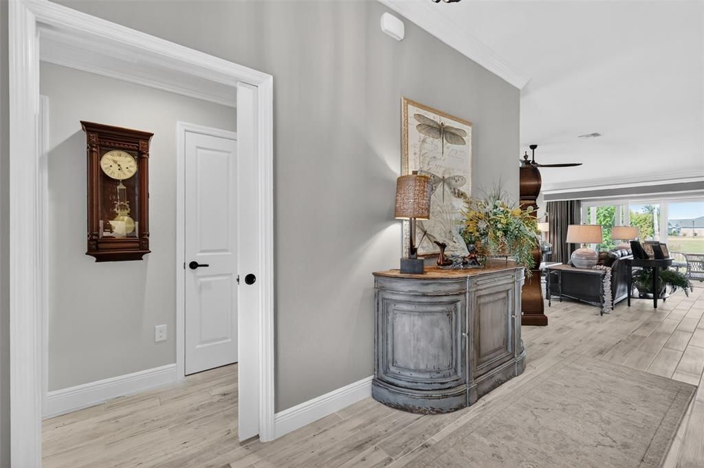 For Sale: $1,025,000 (4 beds, 3 baths, 2270 Square Feet)