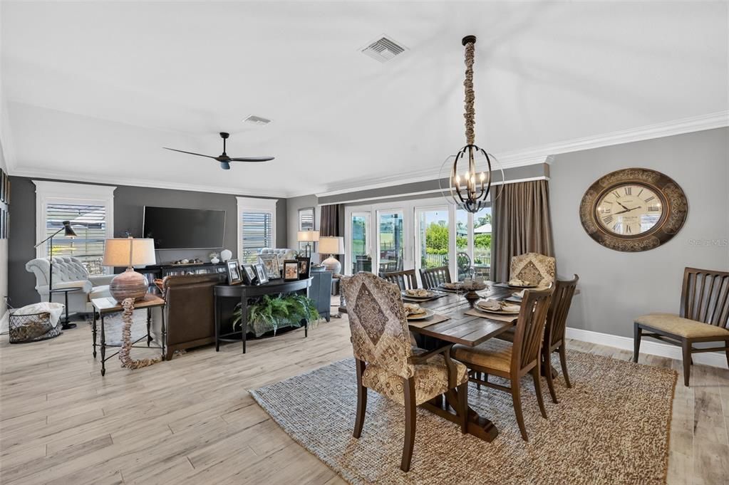 For Sale: $1,025,000 (4 beds, 3 baths, 2270 Square Feet)