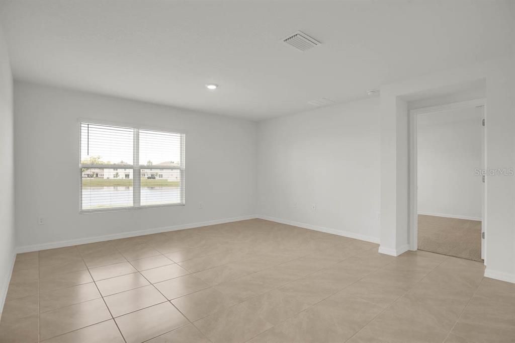 For Rent: $2,450 (4 beds, 2 baths, 1846 Square Feet)