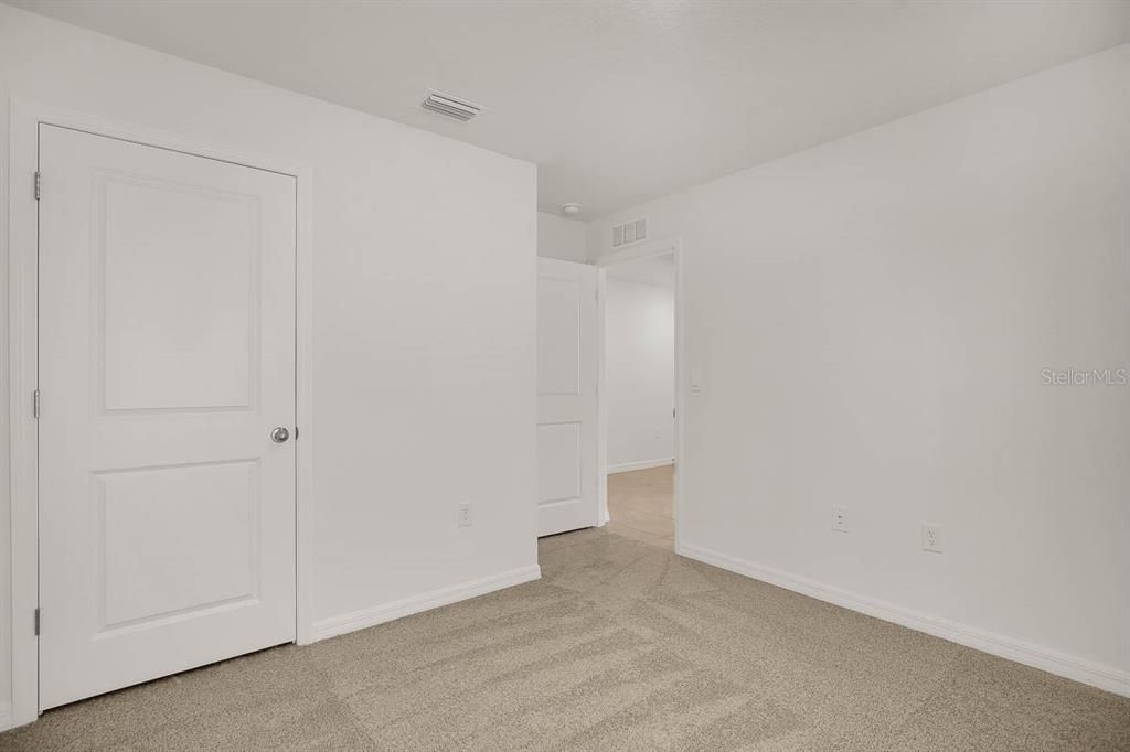 For Rent: $2,450 (4 beds, 2 baths, 1846 Square Feet)