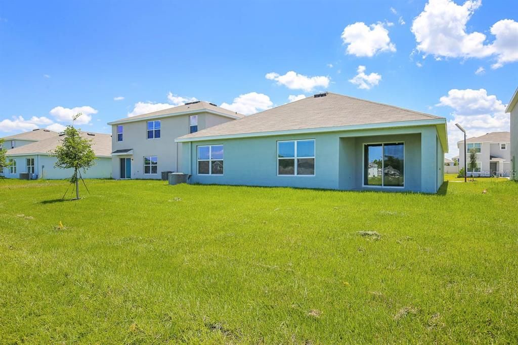 For Rent: $2,450 (4 beds, 2 baths, 1846 Square Feet)