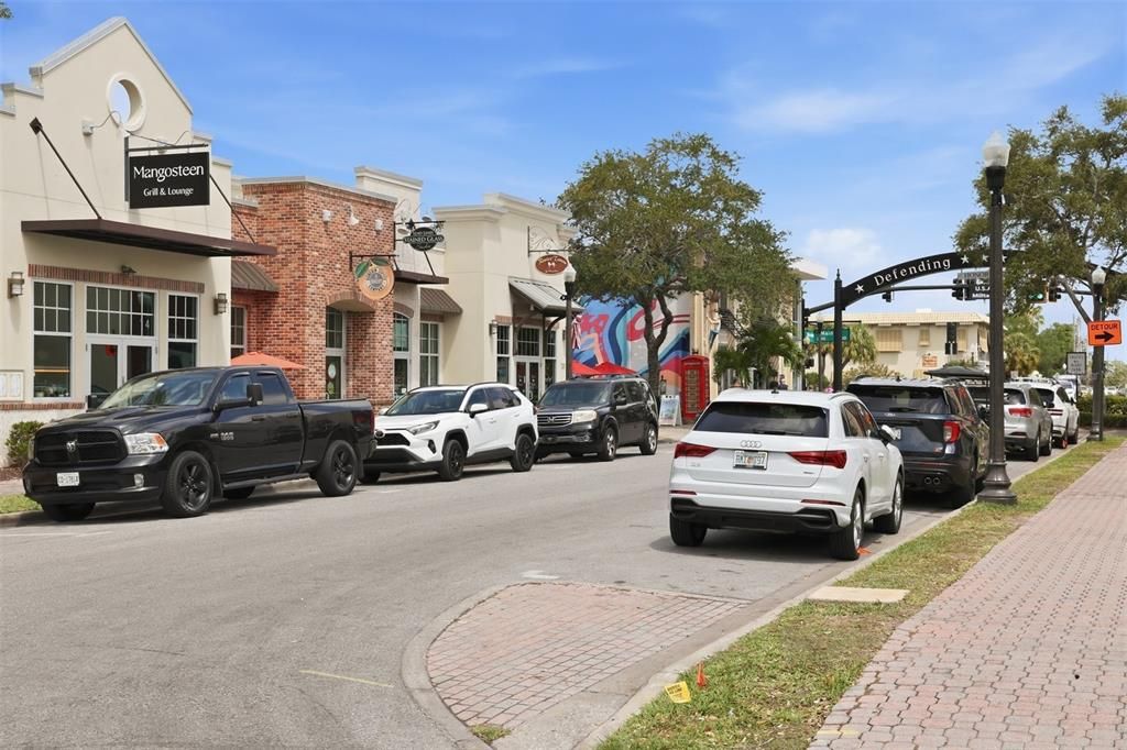 For Sale: $1,695,000 (6 beds, 3 baths, 3339 Square Feet)