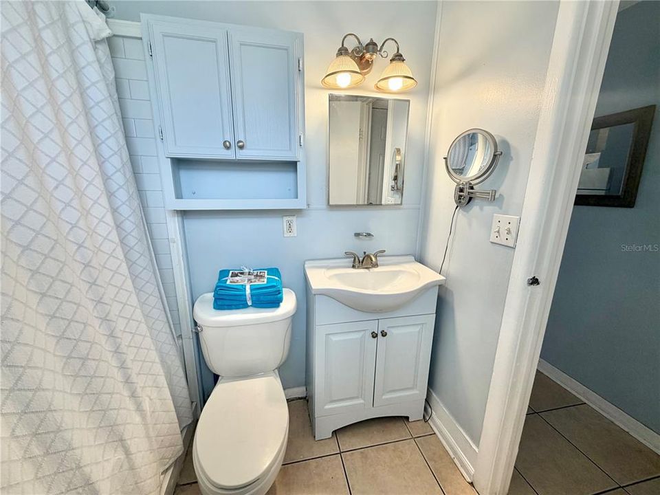 В аренду: $1,400 (2 спален, 1 ванн, 500 Квадратных фут)