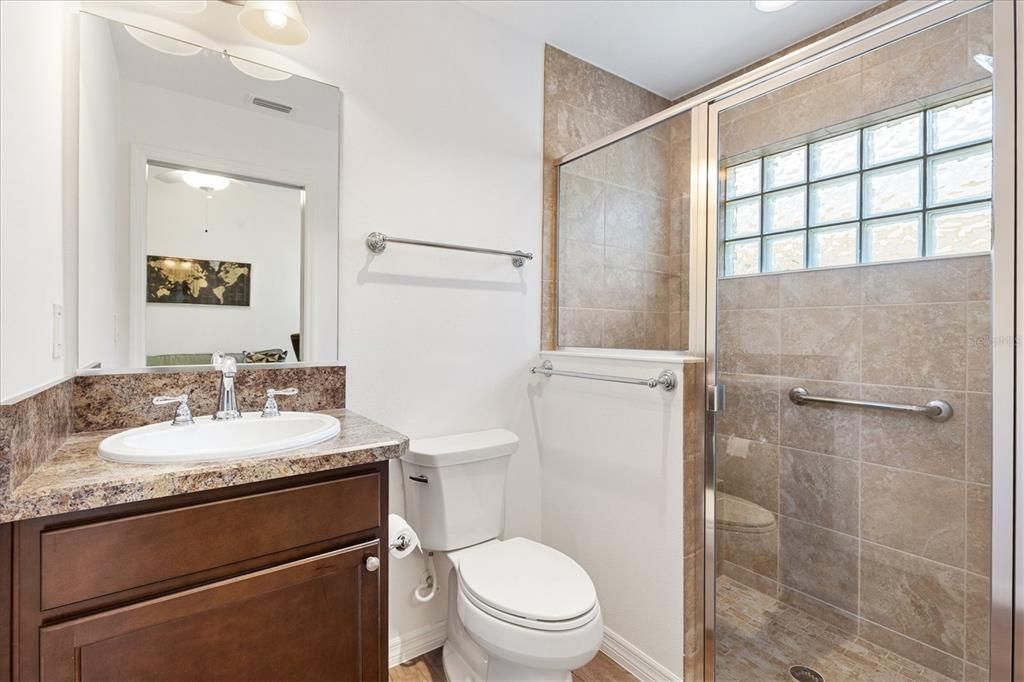 En Venta: $559,000 (3 camas, 3 baños, 1905 Pies cuadrados)