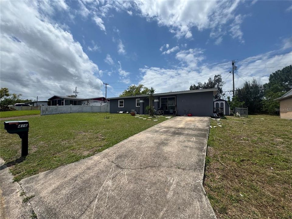 Activo con contrato: $135,000 (3 camas, 2 baños, 912 Pies cuadrados)