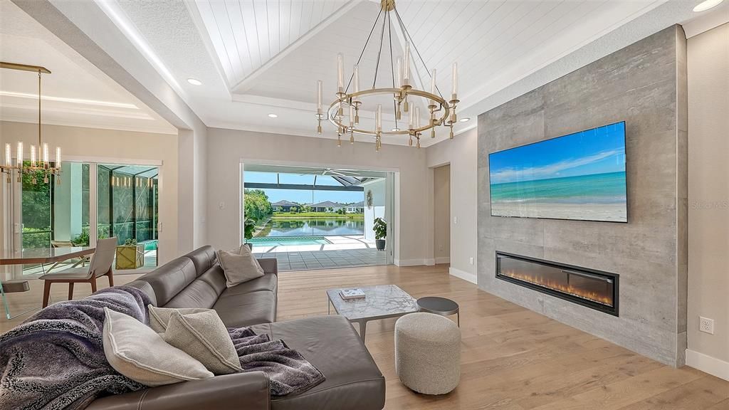 Active With Contract: $997,000 (3 beds, 3 baths, 2755 Square Feet)
