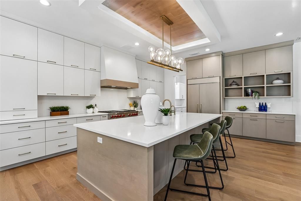 На продажу: $3,499,000 (5 спален, 5 ванн, 5841 Квадратных фут)