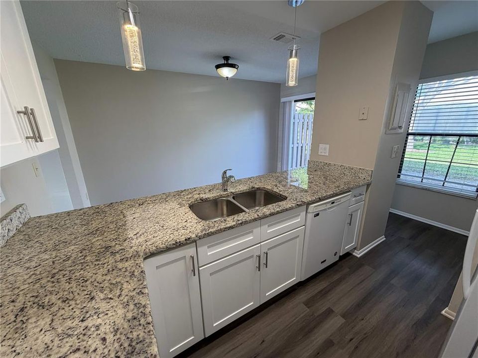 For Rent: $1,795 (2 beds, 2 baths, 1156 Square Feet)