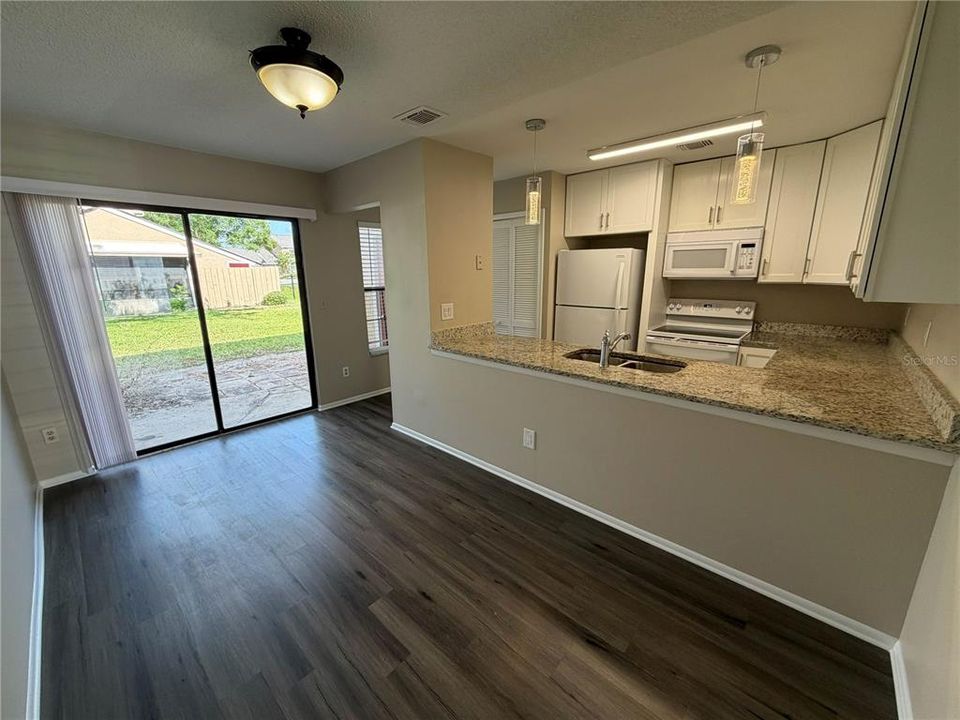 For Rent: $1,795 (2 beds, 2 baths, 1156 Square Feet)