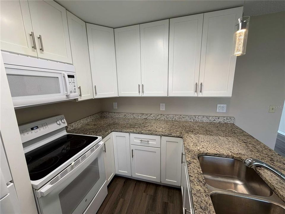 For Rent: $1,795 (2 beds, 2 baths, 1156 Square Feet)
