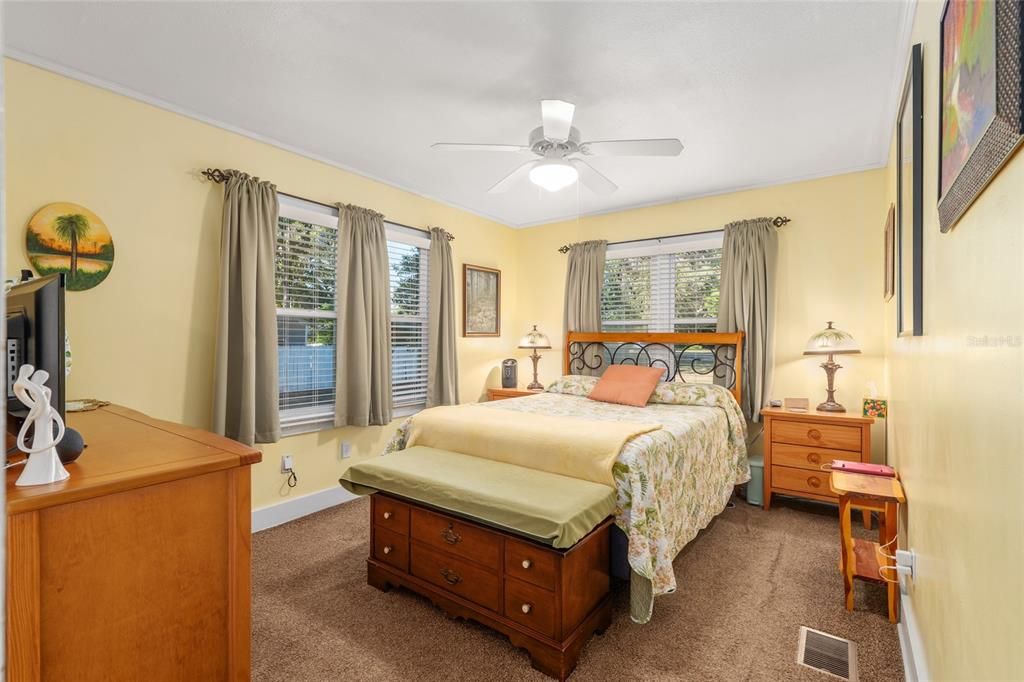 For Sale: $196,000 (3 beds, 1 baths, 1440 Square Feet)