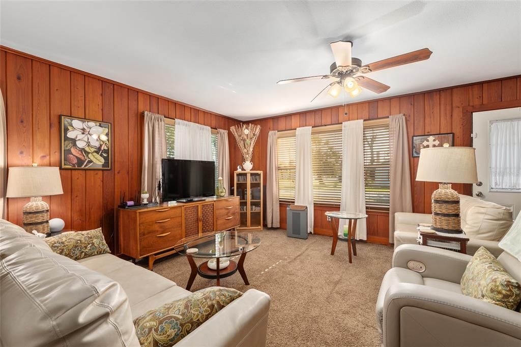 For Sale: $196,000 (3 beds, 1 baths, 1440 Square Feet)