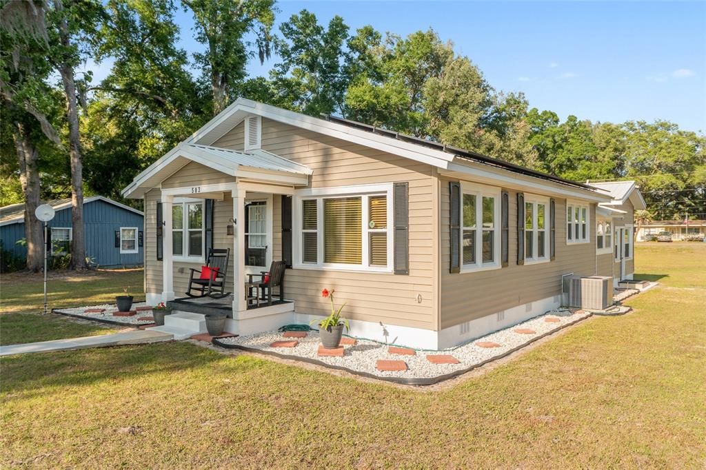 For Sale: $196,000 (3 beds, 1 baths, 1440 Square Feet)