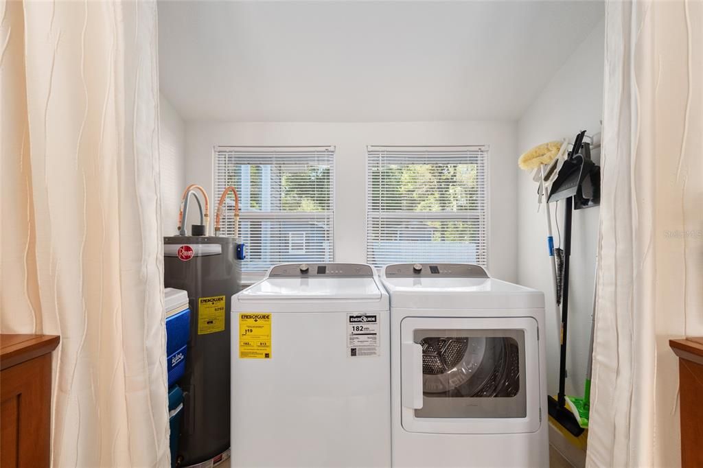 For Sale: $196,000 (3 beds, 1 baths, 1440 Square Feet)