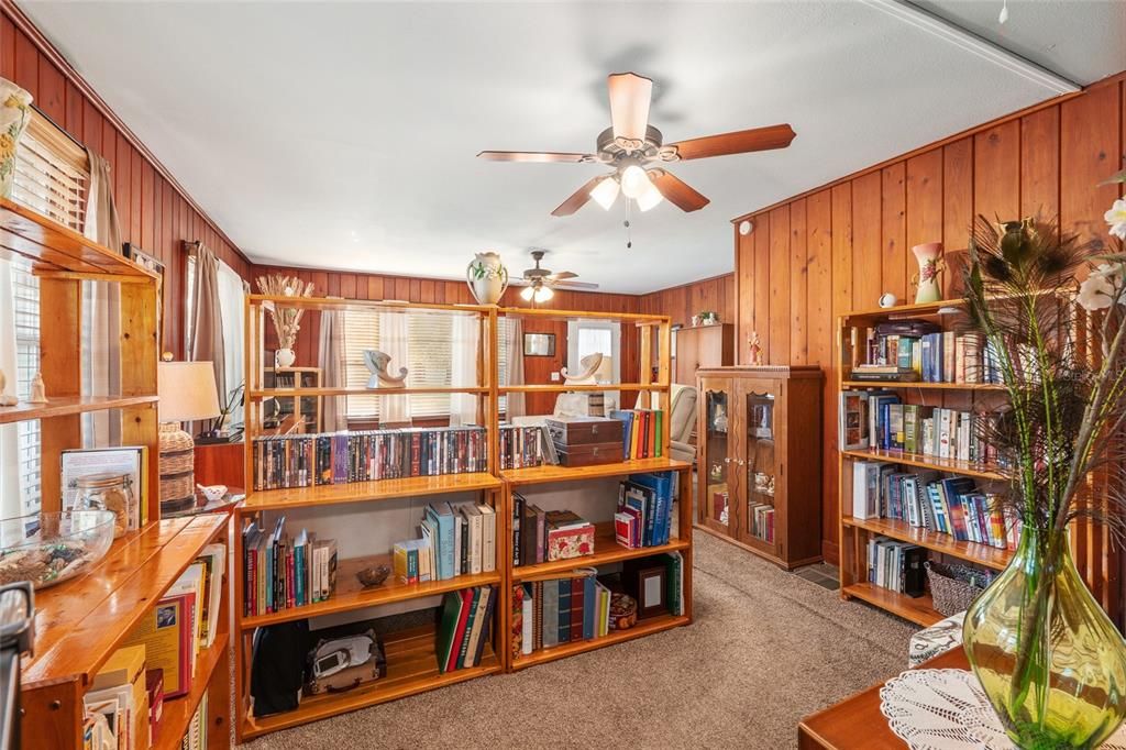 For Sale: $196,000 (3 beds, 1 baths, 1440 Square Feet)