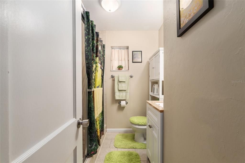For Sale: $196,000 (3 beds, 1 baths, 1440 Square Feet)