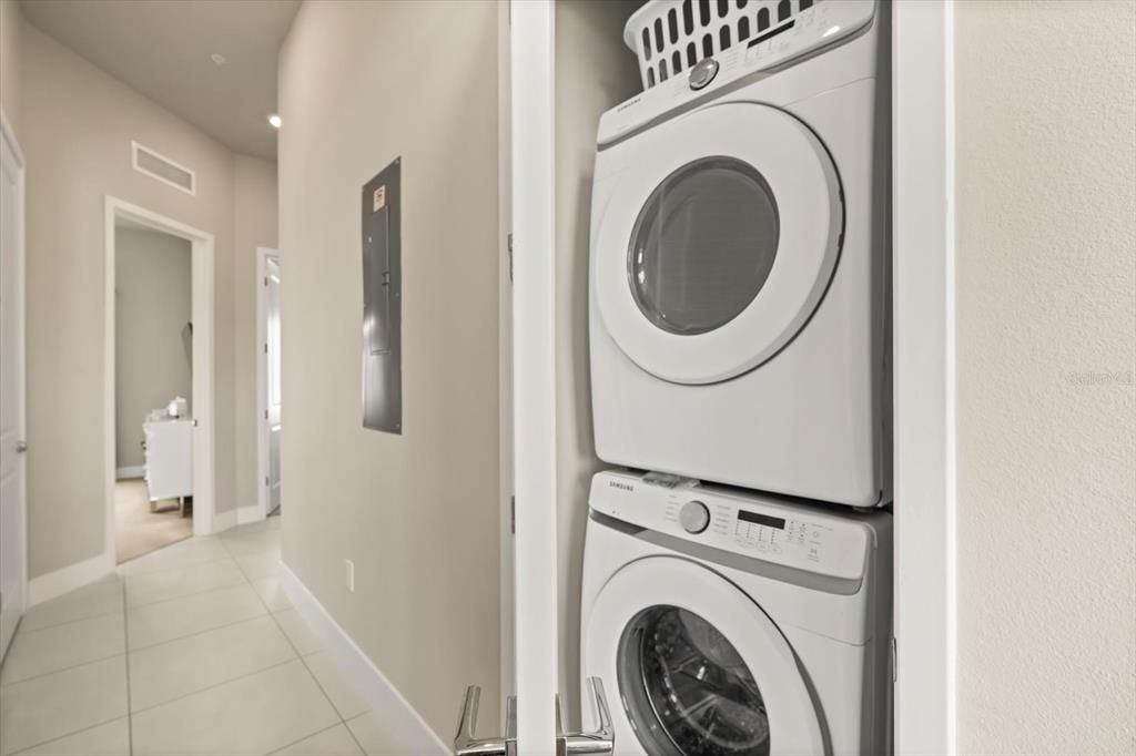 En Venta: $480,000 (5 camas, 4 baños, 2630 Pies cuadrados)