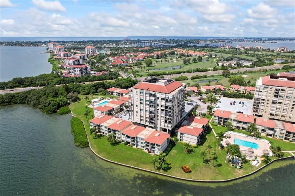 На продажу: $269,000 (2 спален, 2 ванн, 1250 Квадратных фут)