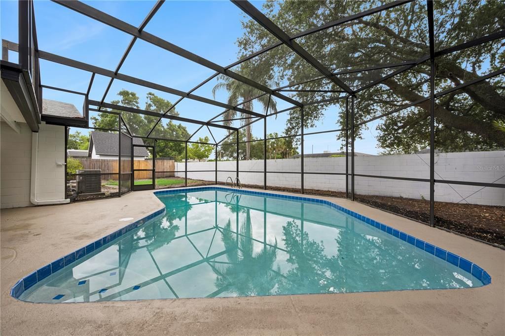 En Venta: $519,900 (3 camas, 2 baños, 1627 Pies cuadrados)