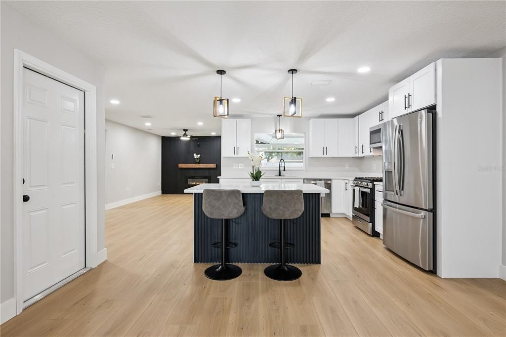 En Venta: $519,900 (3 camas, 2 baños, 1627 Pies cuadrados)