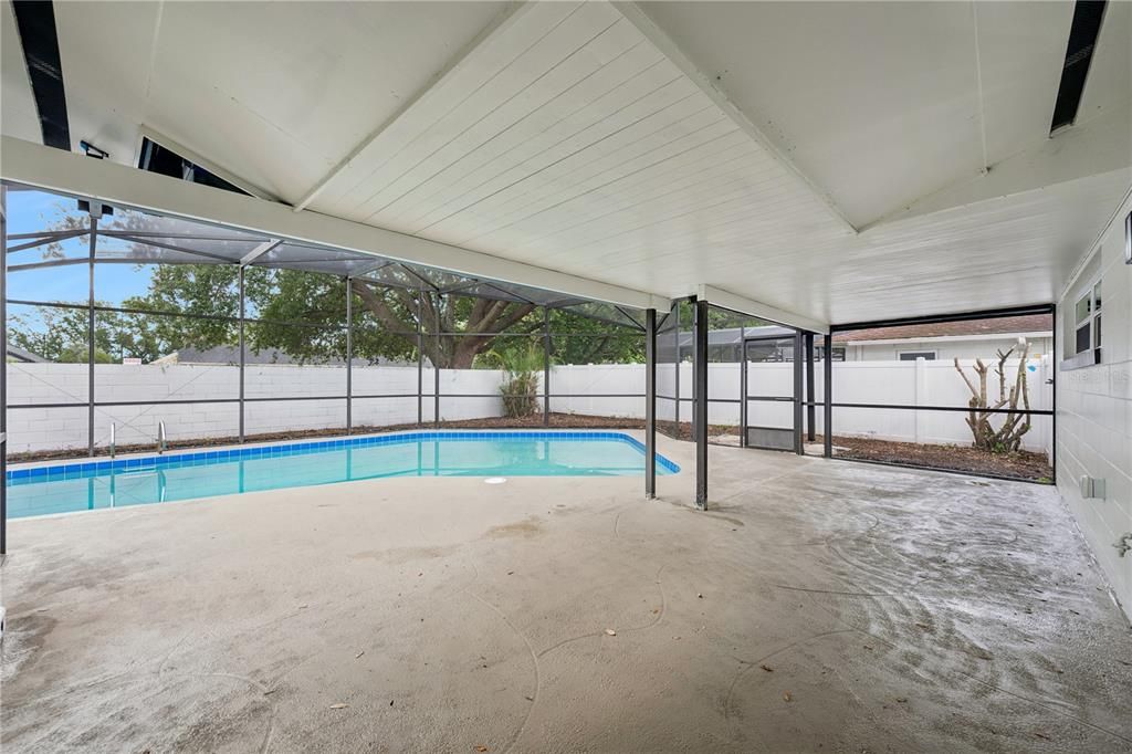En Venta: $519,900 (3 camas, 2 baños, 1627 Pies cuadrados)