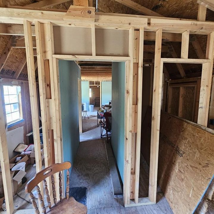 For Sale: $75,000 (3 beds, 2 baths, 1136 Square Feet)