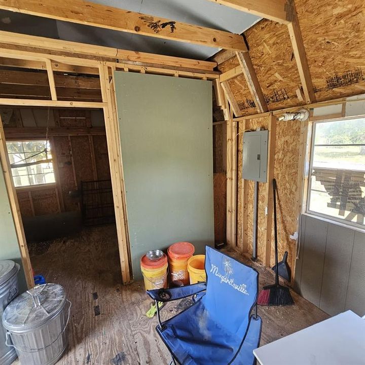 For Sale: $75,000 (3 beds, 2 baths, 1136 Square Feet)