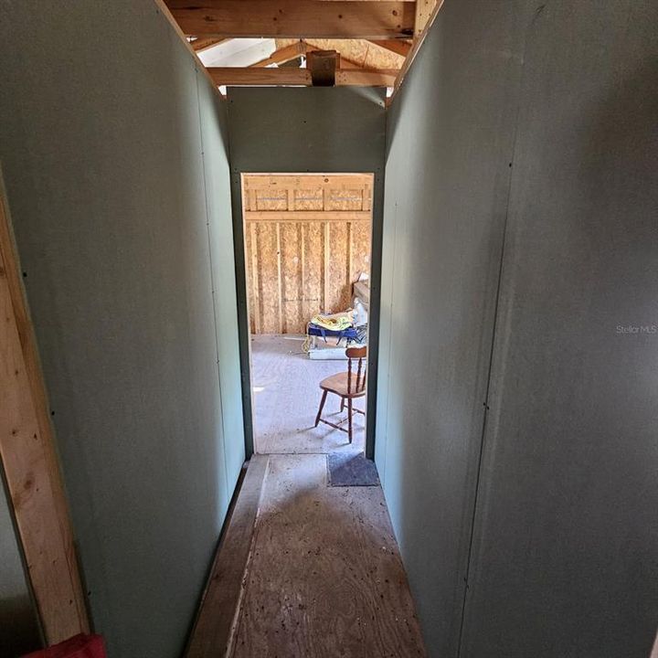 For Sale: $75,000 (3 beds, 2 baths, 1136 Square Feet)