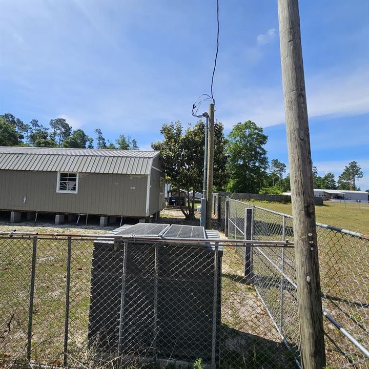For Sale: $75,000 (3 beds, 2 baths, 1136 Square Feet)