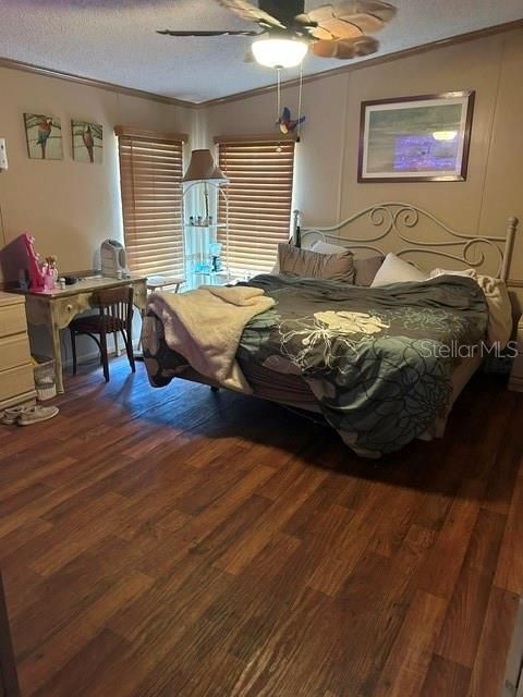 For Sale: $279,900 (3 beds, 2 baths, 1620 Square Feet)