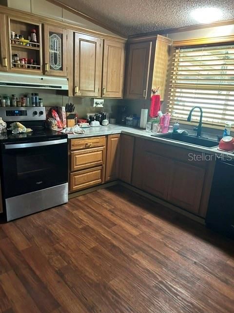 For Sale: $279,900 (3 beds, 2 baths, 1620 Square Feet)