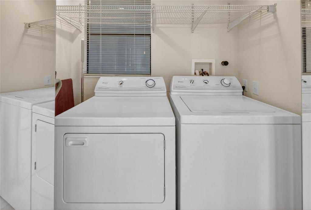 Activo con contrato: $225,000 (2 camas, 2 baños, 1352 Pies cuadrados)