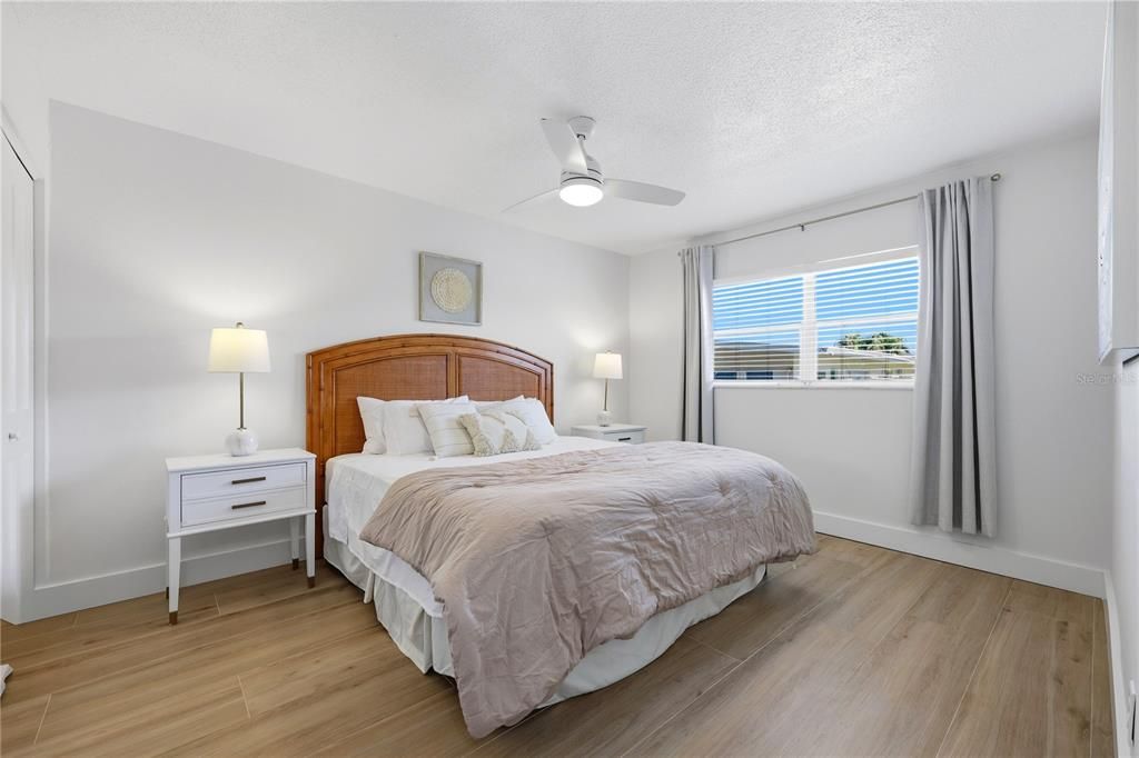 В аренду: $2,450 (1 спален, 1 ванн, 698 Квадратных фут)
