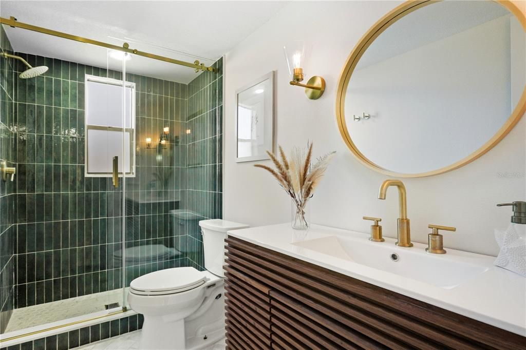 В аренду: $2,450 (1 спален, 1 ванн, 698 Квадратных фут)