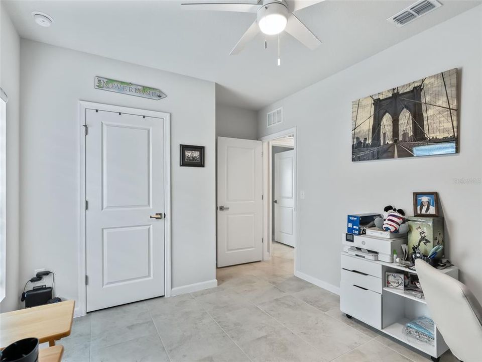 For Sale: $290,000 (3 beds, 2 baths, 1450 Square Feet)