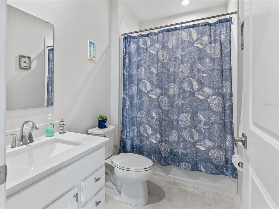 For Sale: $290,000 (3 beds, 2 baths, 1450 Square Feet)